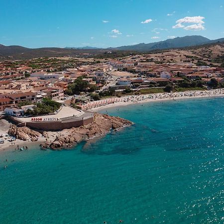 Rocce Rosse Sardinia Aparthotel อิโซลา โรสซา ภายนอก รูปภาพ