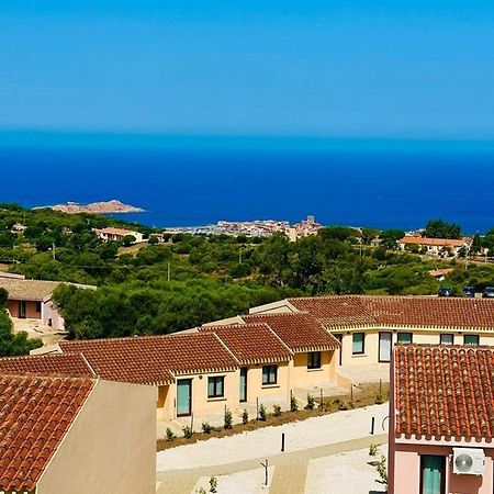 Rocce Rosse Sardinia Aparthotel อิโซลา โรสซา ภายนอก รูปภาพ