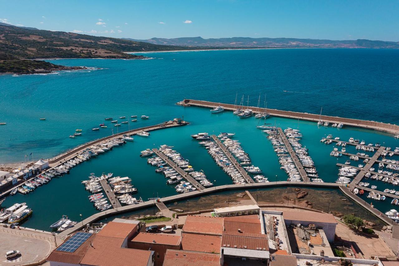 Rocce Rosse Sardinia Aparthotel อิโซลา โรสซา ภายนอก รูปภาพ
