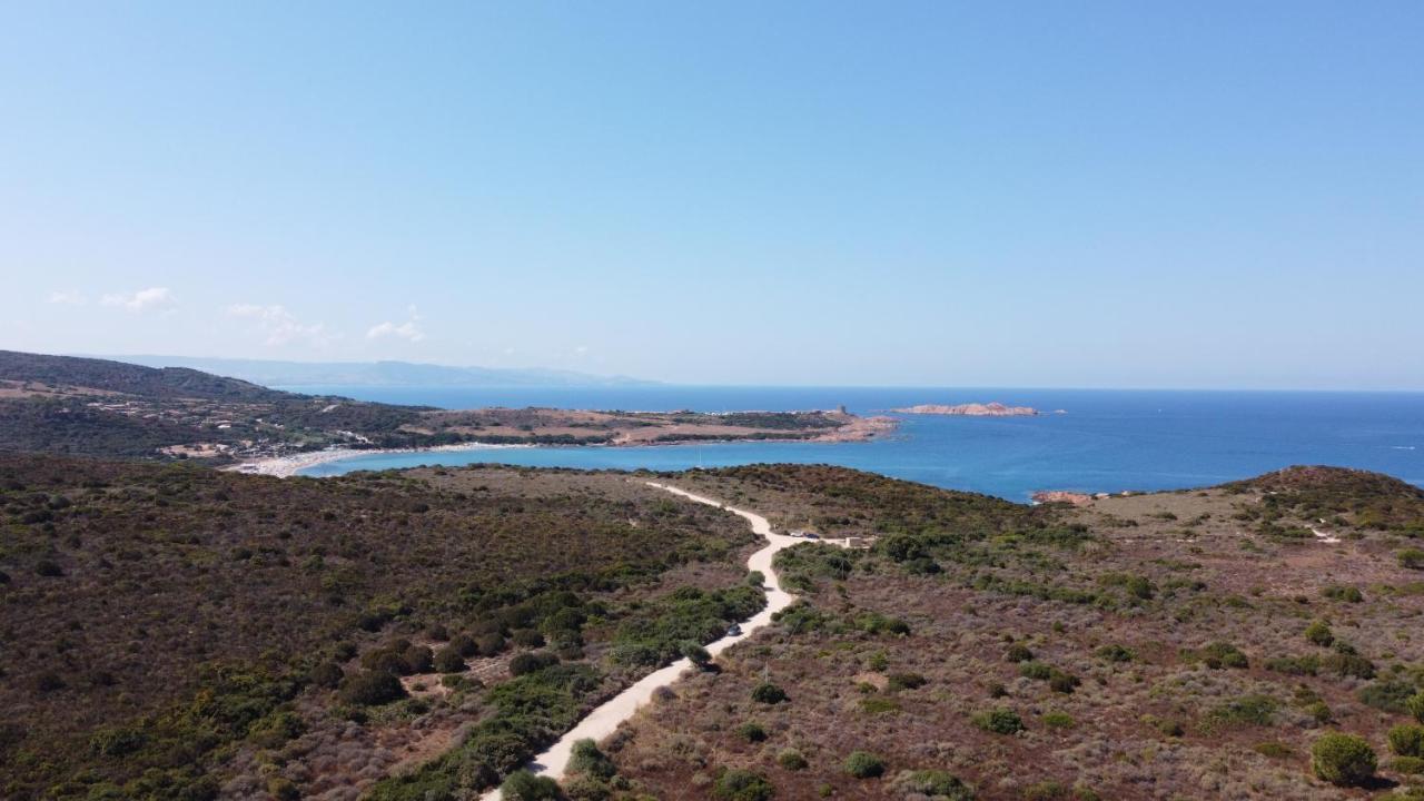 Rocce Rosse Sardinia Aparthotel อิโซลา โรสซา ภายนอก รูปภาพ