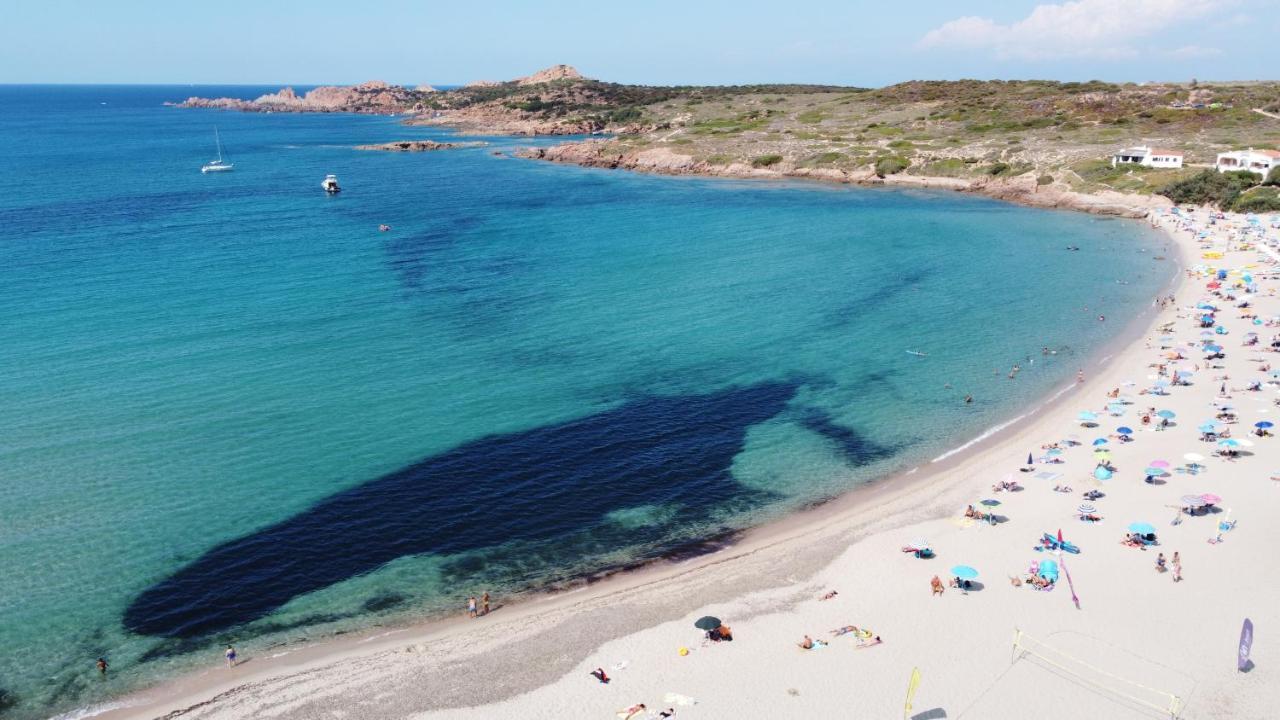 Rocce Rosse Sardinia Aparthotel อิโซลา โรสซา ภายนอก รูปภาพ