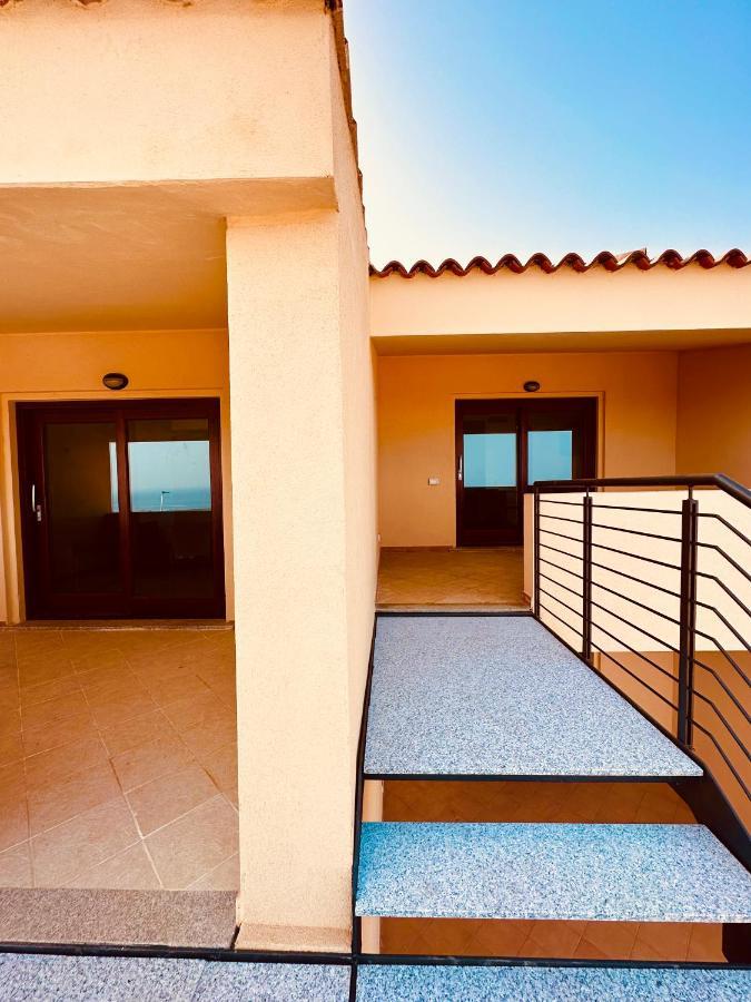 Rocce Rosse Sardinia Aparthotel อิโซลา โรสซา ภายนอก รูปภาพ
