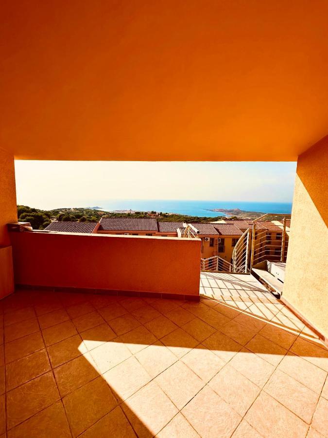 Rocce Rosse Sardinia Aparthotel อิโซลา โรสซา ภายนอก รูปภาพ