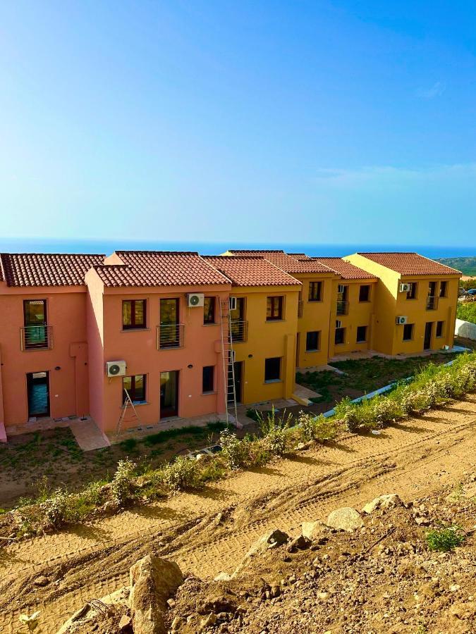 Rocce Rosse Sardinia Aparthotel อิโซลา โรสซา ภายนอก รูปภาพ